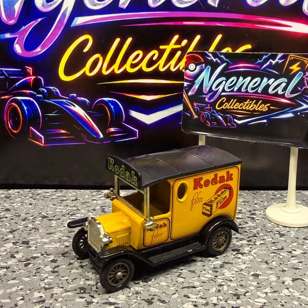 Lledo Days Gone 1920 Ford Model T Van Kodak Film Yellow Black DG 6-8 England